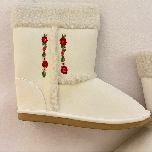 Gymboree Cozy Owl Boots - Picture 2 of 8